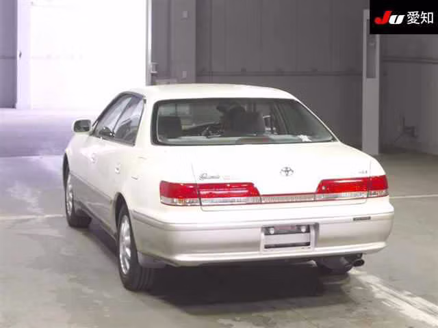TOYOTA MARK II