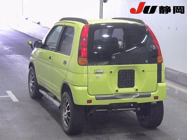 DAIHATSU TERIOS KID