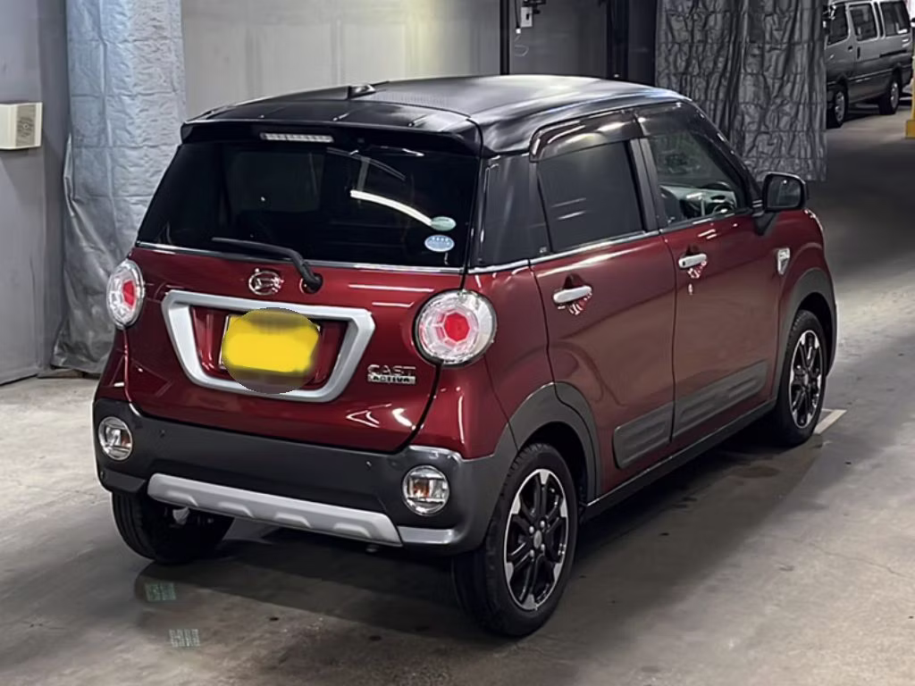 DAIHATSU CAST
