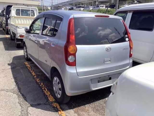 DAIHATSU MIRA