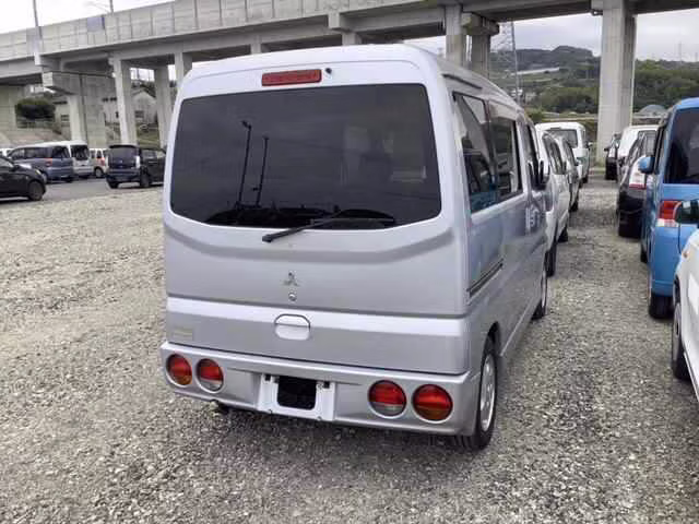 MITSUBISHI TOWN BOX