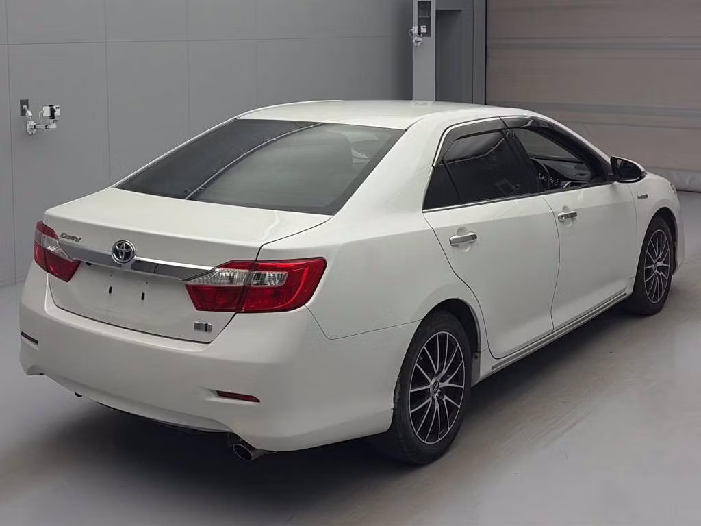 TOYOTA CAMRY