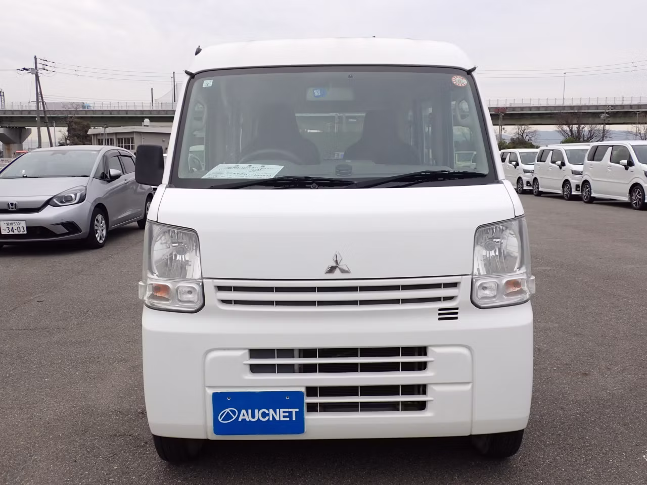 MITSUBISHI MINICAB