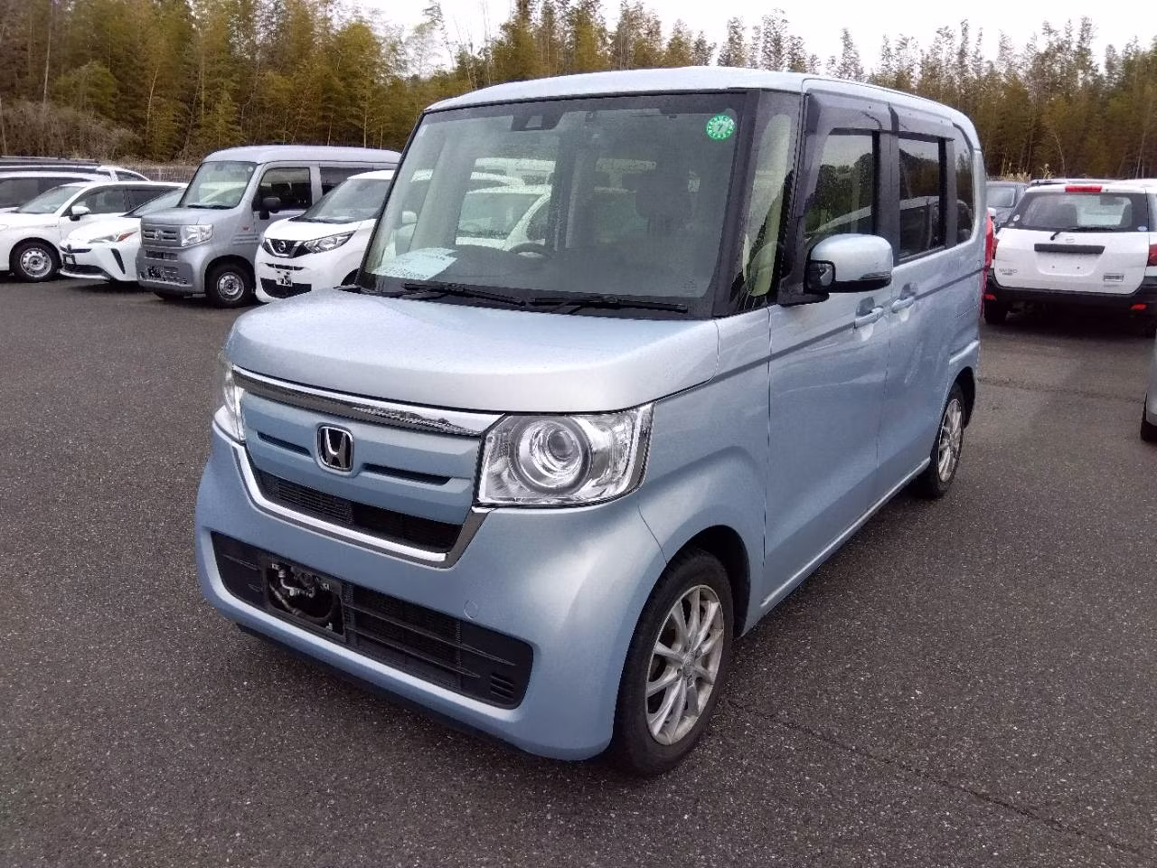 HONDA N-BOX