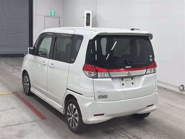 MITSUBISHI DELICA D:2