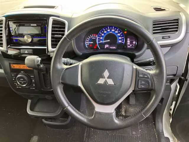 MITSUBISHI DELICA D:2