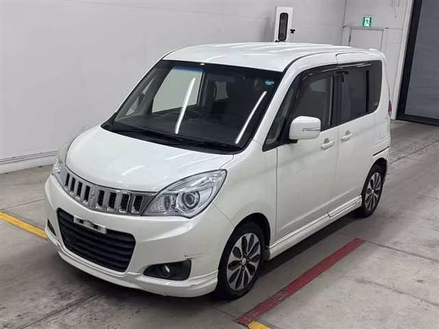 MITSUBISHI DELICA D:2