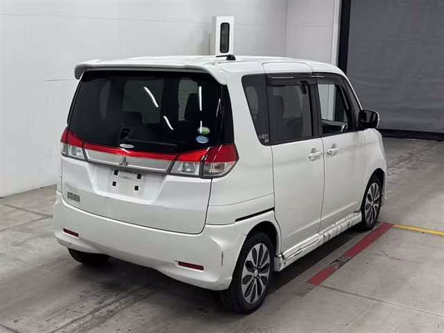 MITSUBISHI DELICA D:2