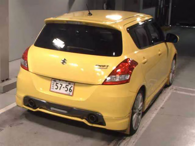 SUZUKI SWIFT