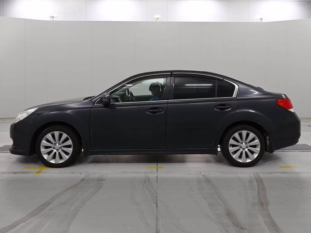 SUBARU LEGACY B4