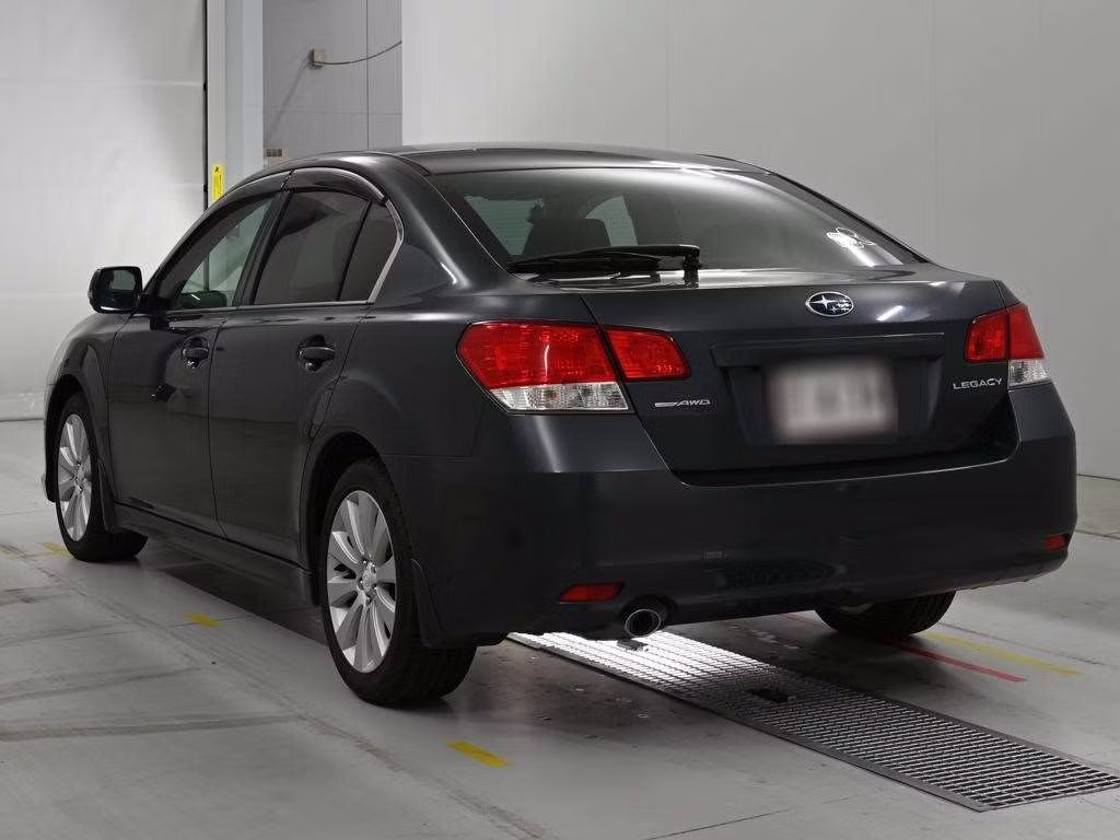 SUBARU LEGACY B4