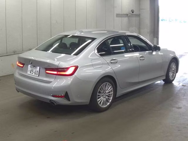 BMW 3-SERIES