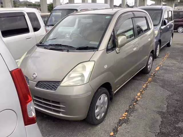 NISSAN MOCO