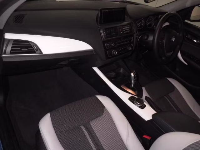BMW 1-SERIES