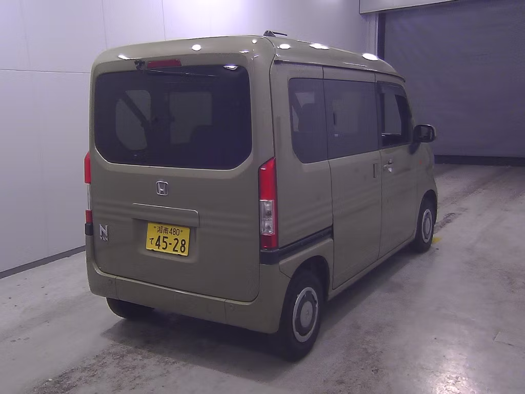 HONDA N-VAN