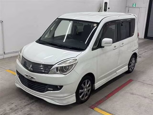 MITSUBISHI DELICA D:2