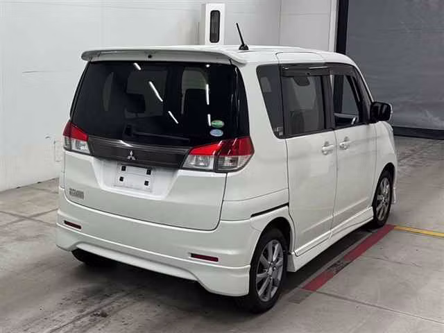MITSUBISHI DELICA D:2
