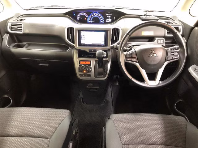 MITSUBISHI DELICA D:2