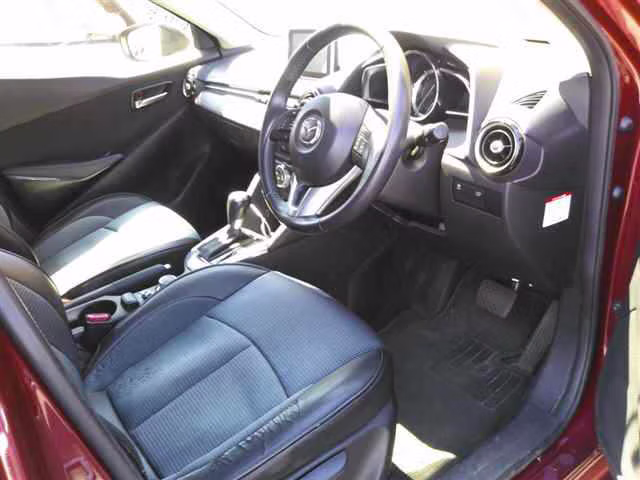 MAZDA MAZDA2
