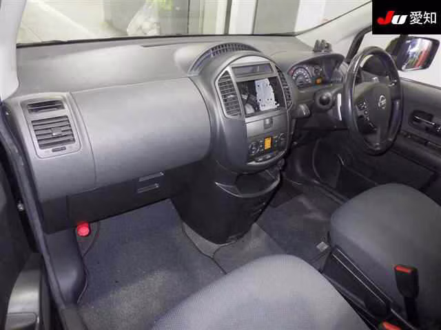 NISSAN LAFESTA