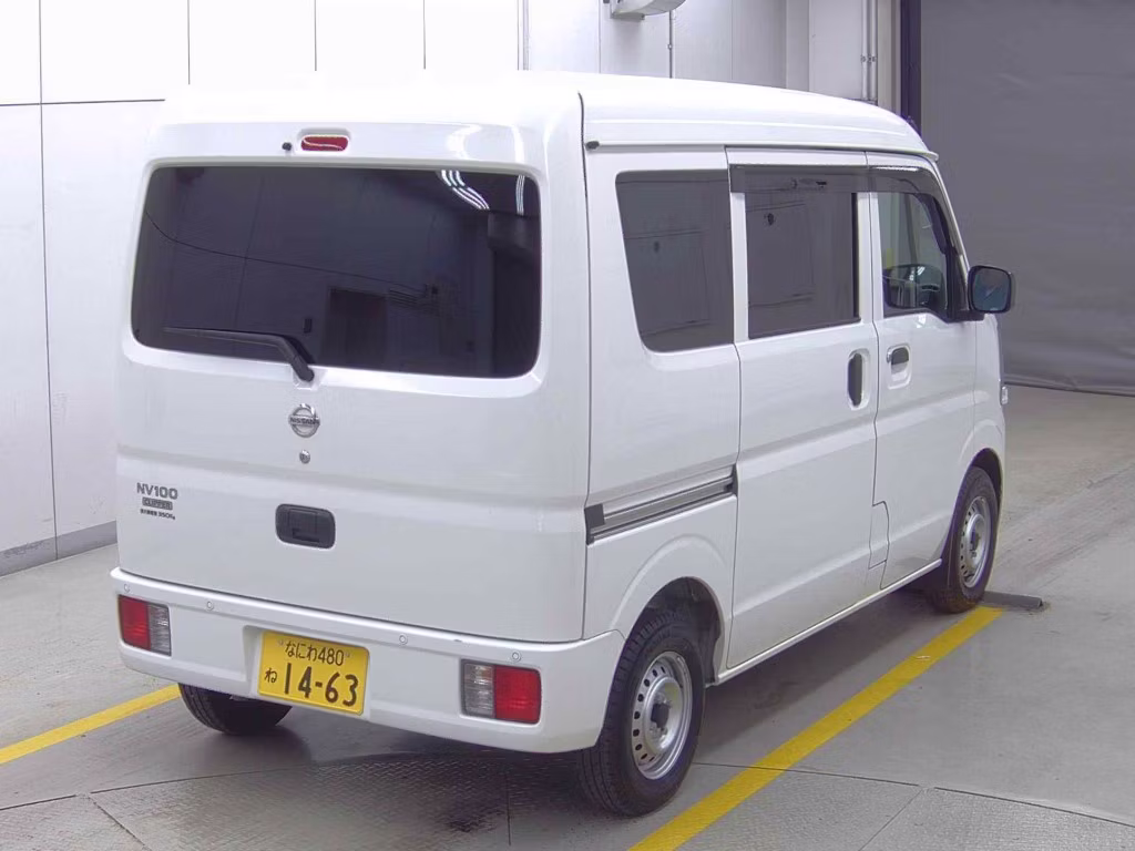 NISSAN NV100 CLIPPER