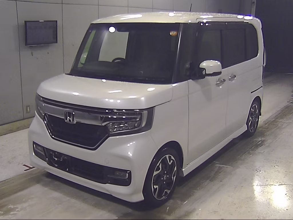 HONDA N-BOX
