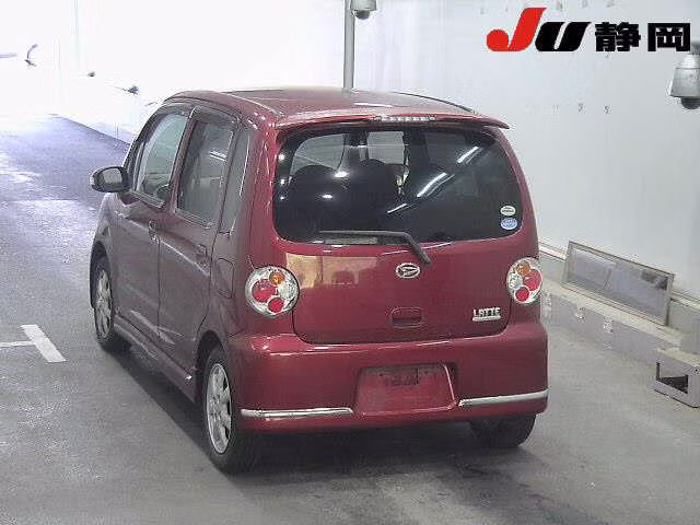 DAIHATSU MOVE LATTE