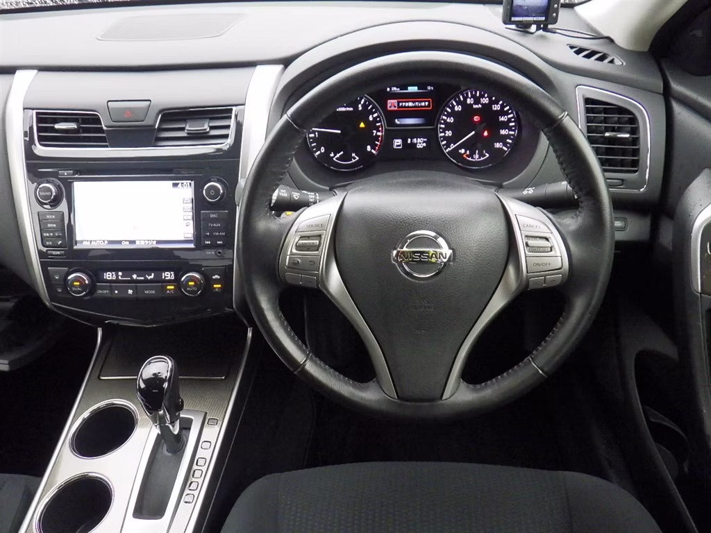 NISSAN TEANA