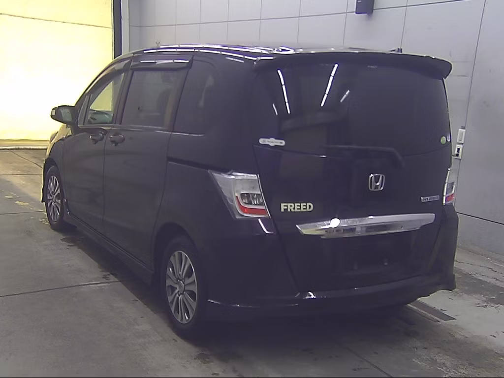 HONDA FREED