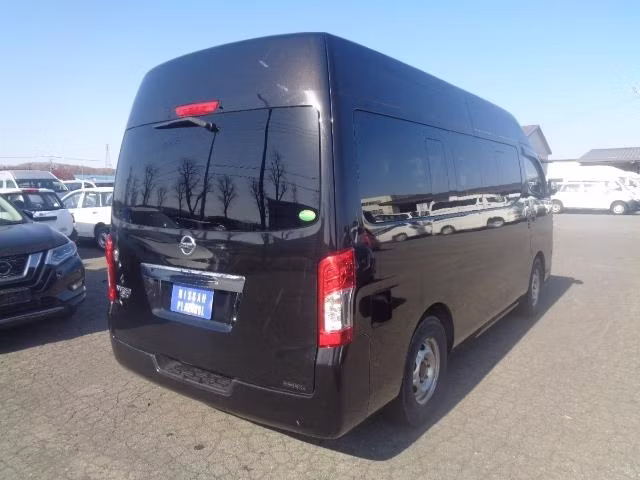 NISSAN NV350 CARAVAN