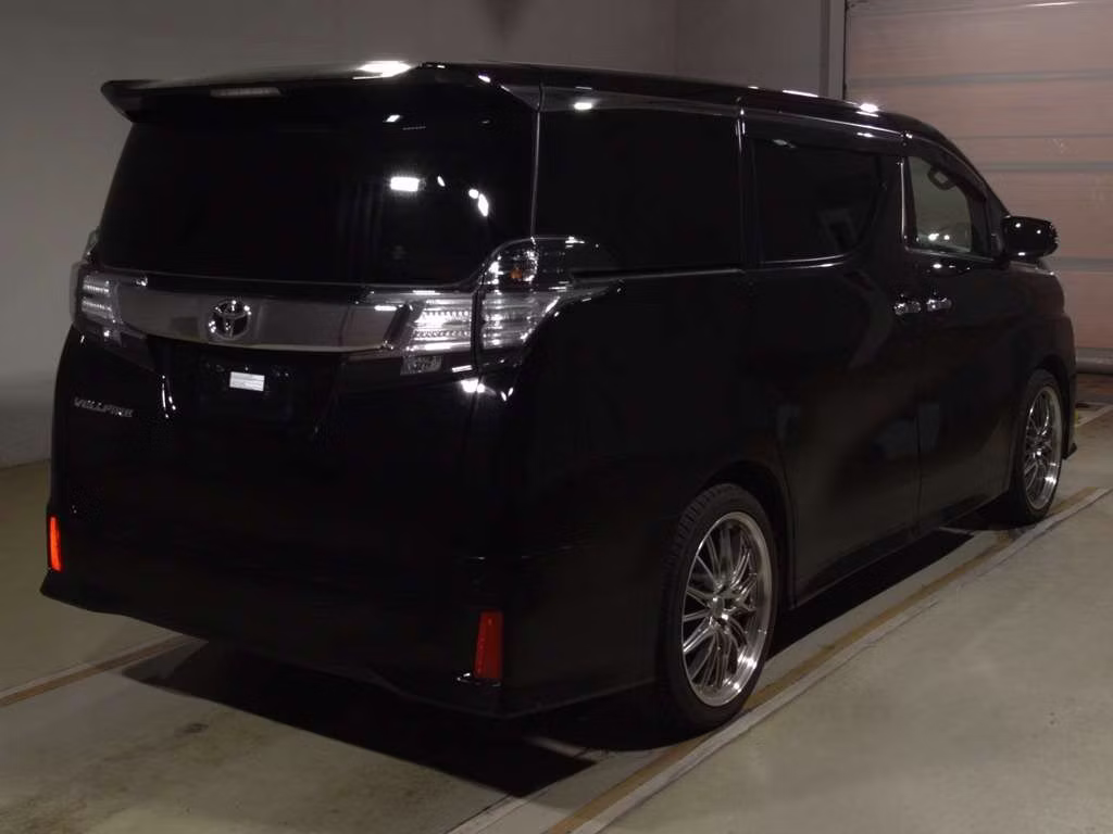 TOYOTA VELLFIRE
