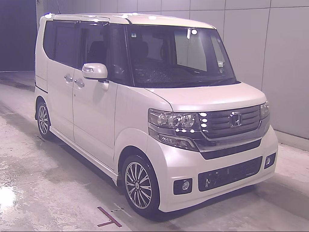 HONDA N-BOX