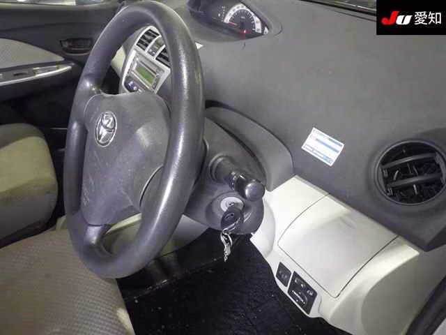 TOYOTA BELTA