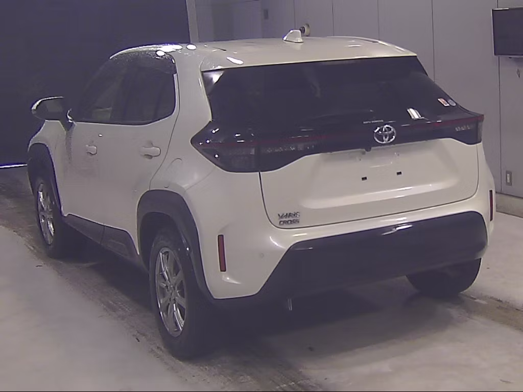 TOYOTA YARIS CROSS