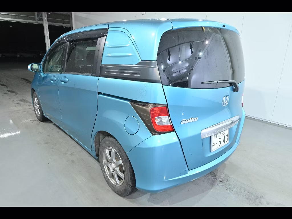 HONDA FREED SPIKE