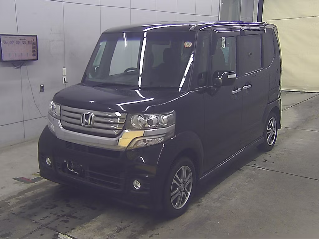 HONDA N-BOX+