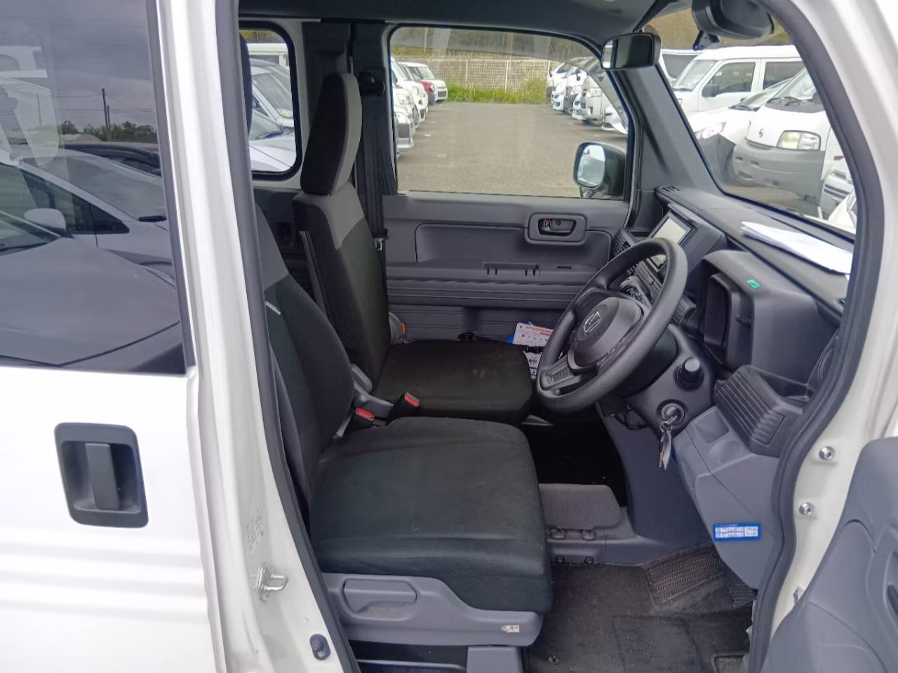 HONDA N-VAN