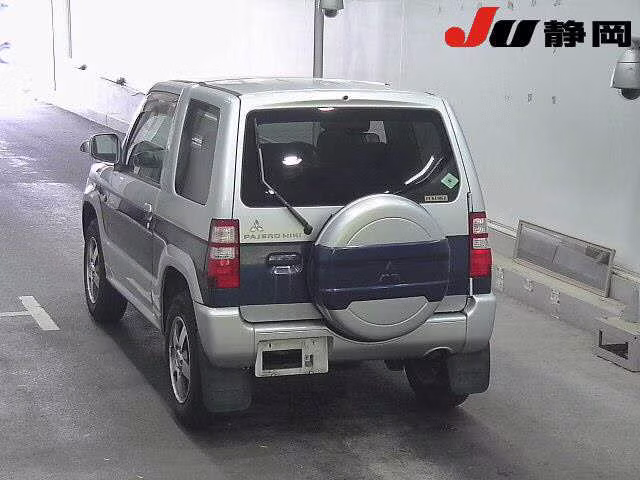 MITSUBISHI PAJERO MINI