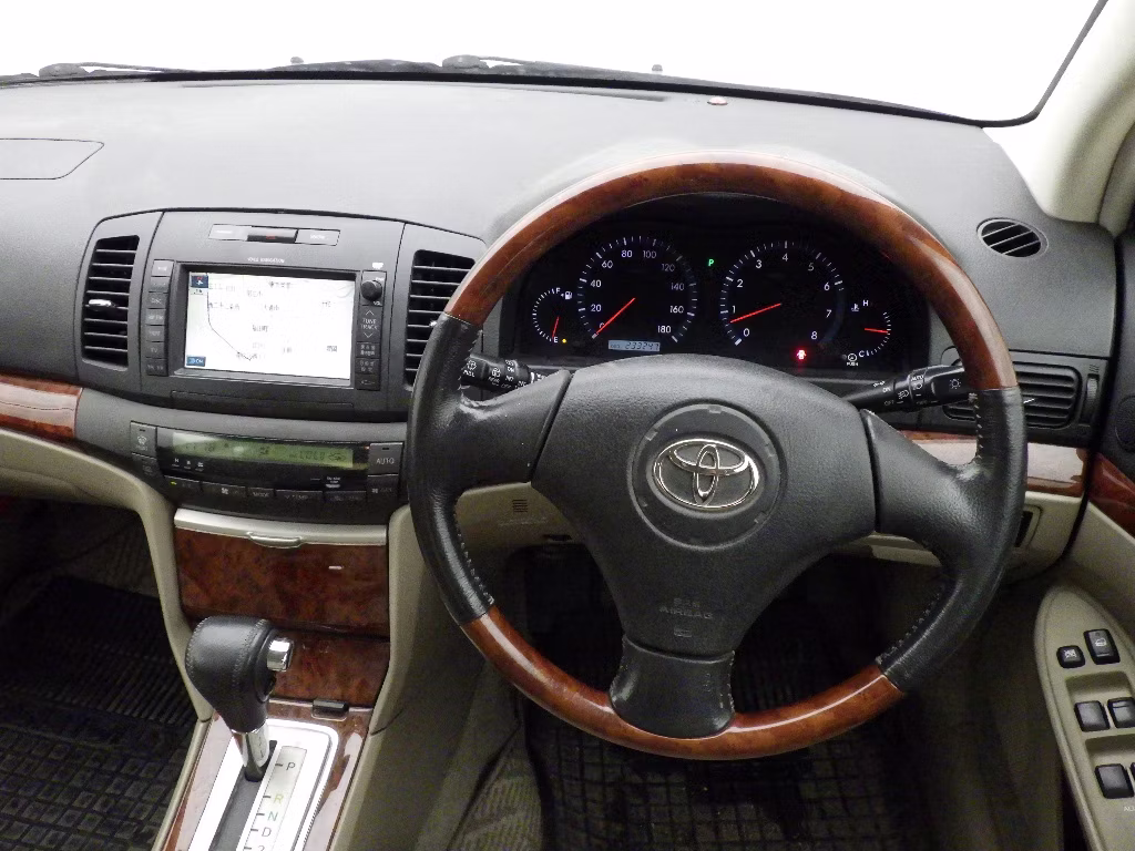 TOYOTA PREMIO