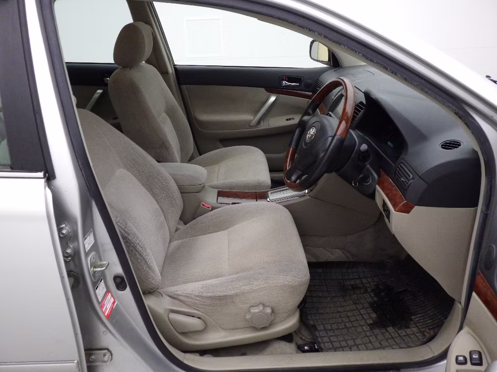 TOYOTA PREMIO