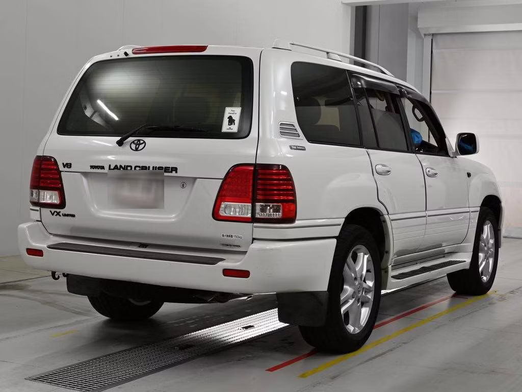 TOYOTA LAND CRUISER