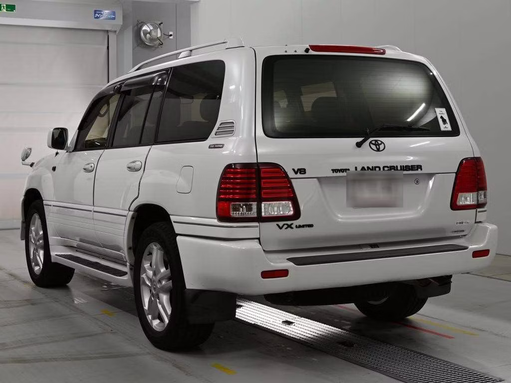 TOYOTA LAND CRUISER