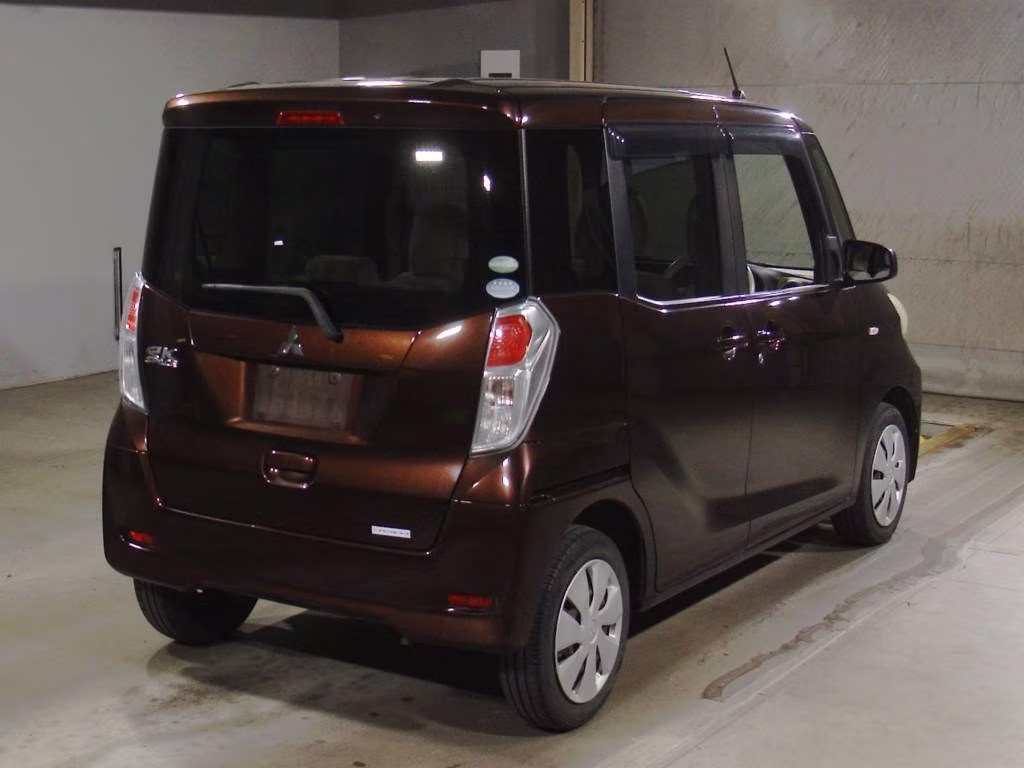MITSUBISHI EK SPACE