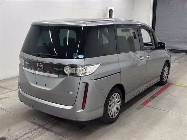 MAZDA BIANTE