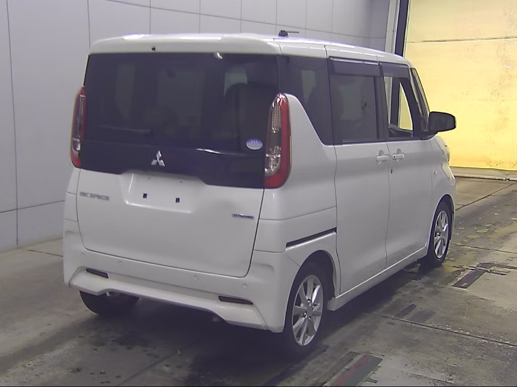 MITSUBISHI EK SPACE