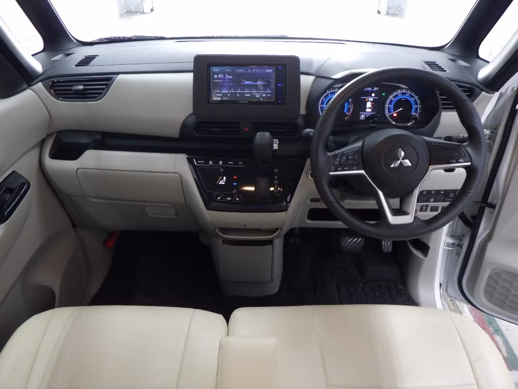 MITSUBISHI EK SPACE
