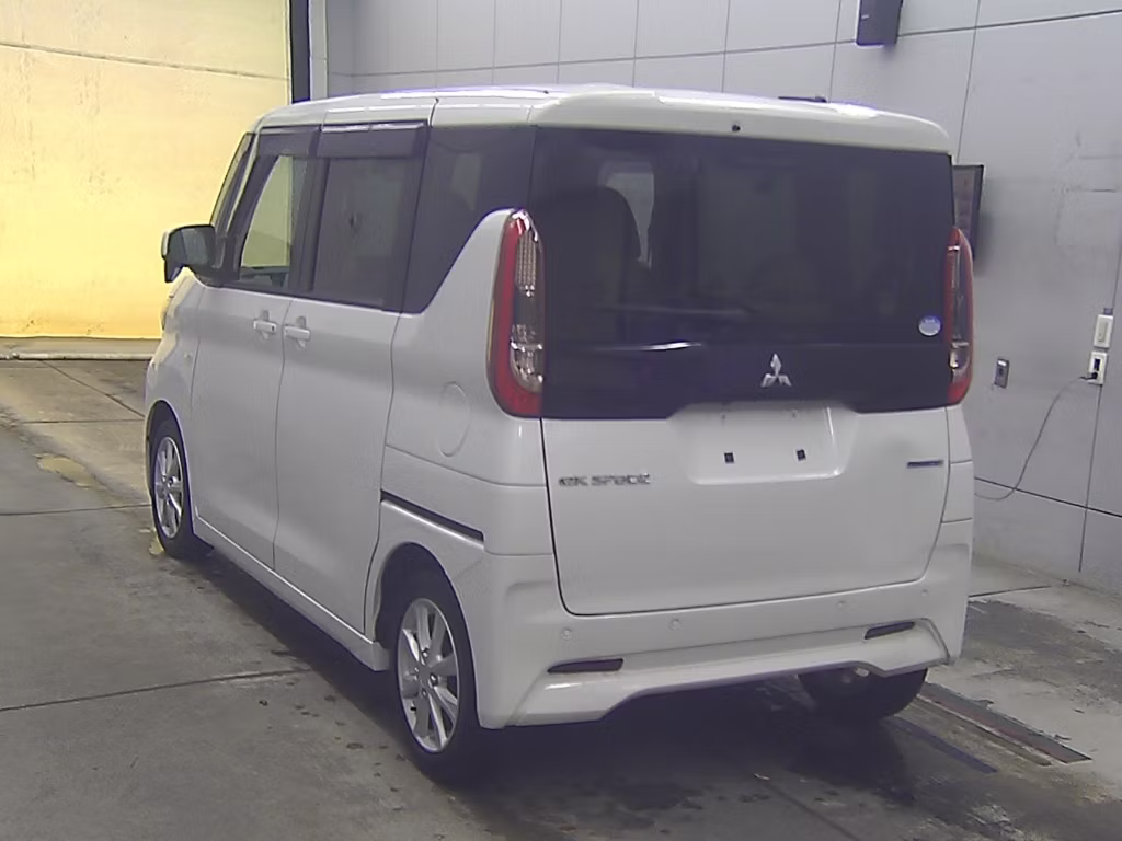 MITSUBISHI EK SPACE
