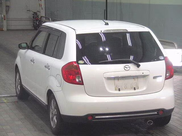 MAZDA VERISA