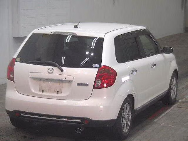 MAZDA VERISA