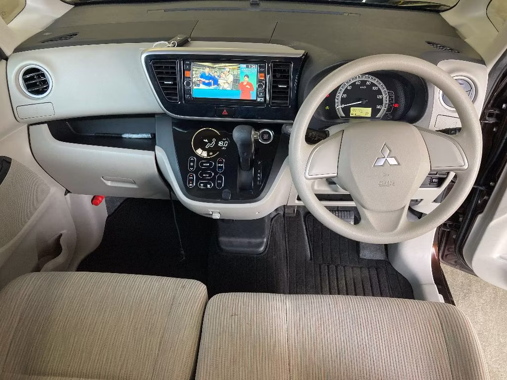 MITSUBISHI EK SPACE